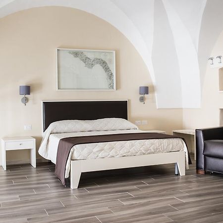 Faro Bianco Gallipoli - Suites & Apartments 외부 사진